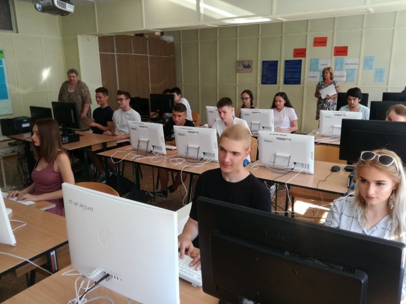 Súťaž v písaní textu na počítači s korektúrou