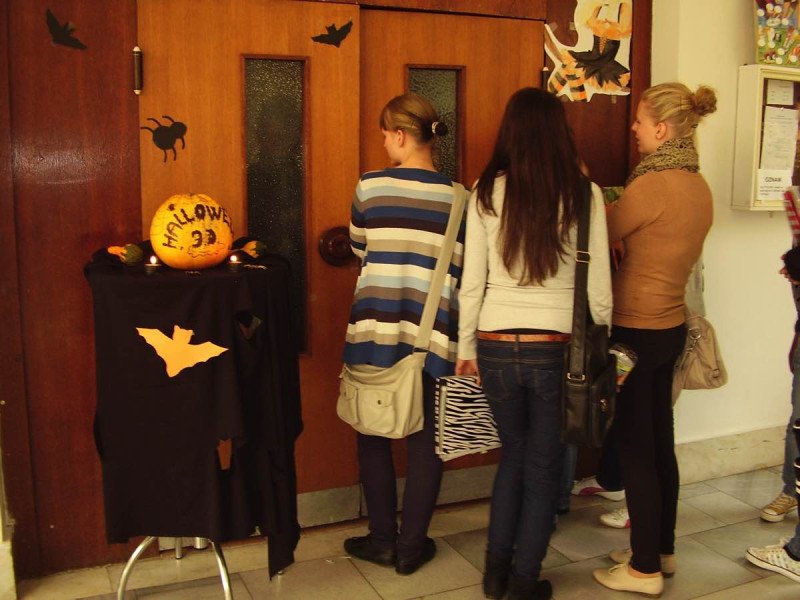 Obed v DUCHU HALLOWEEN