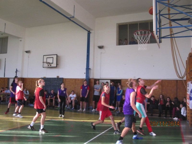 Basketbalový turnaj ku Dňu študentstva