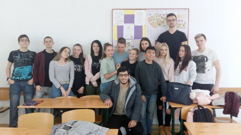 Rozhovory so zahraničnými stážistami