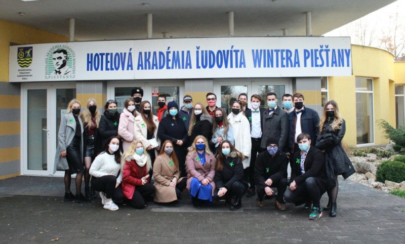 Maturanti ostužkovaní !