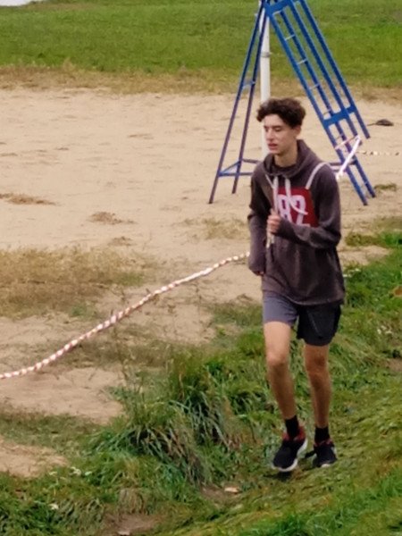 Školské majstrovstvá piešťanského okresu v cezpoľnom behu 