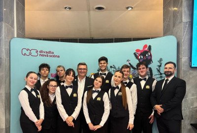 HOTELÁCI OPÄŤ NA PREMIÉRE V DIVADLE NOVÁ SCÉNA