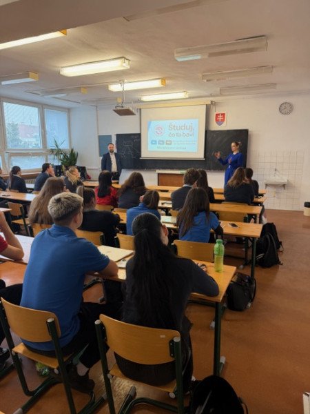 Prezentácia Trenčianskej univerzity A. Dubčeka