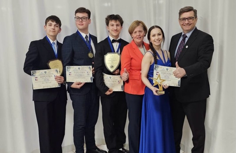 TOUR SÚŤAŽÍ TENTO TÝŽDEŇ POKRAČUJE