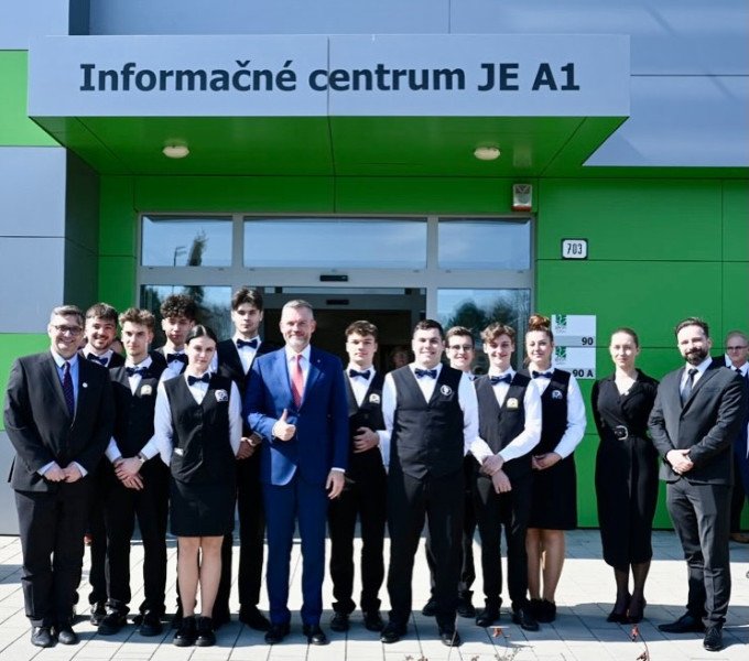 SLÁVNOSTNÝ BANKET PRE PÁNA PREZIDENTA V PODANÍ HOTELÁKOV Z PIEŠŤAN