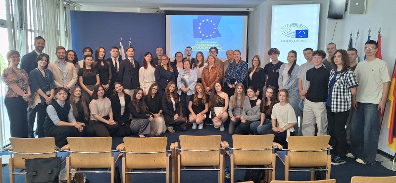 Naši študenti oslávili Deň Európy na medzinárodnej konferencii